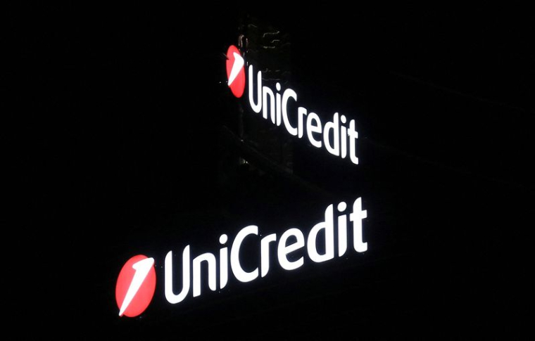 UNICREDIT CONFIRME UN RACHAT D'ACTIONS ALORS QUE LA RUSSIE IMPACTE SES RÉSULTATS AU PREMIER TRIMESTRE