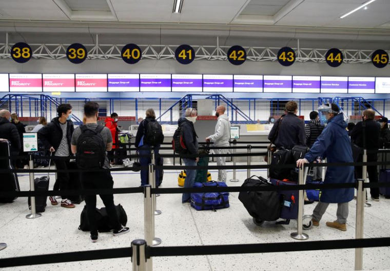 LA GRANDE-BRETAGNE VEUT RÉDUIRE UNE TAXE AÉRIENNE SUR LES VOLS DOMESTIQUES