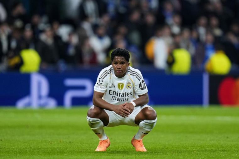 L’OL déballe déjà son 9 cadeau