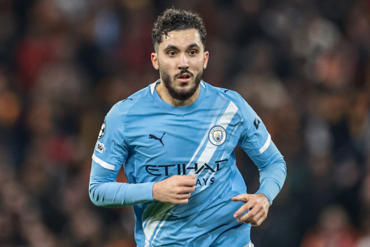 Rayan Cherki compare le ballon à son chat