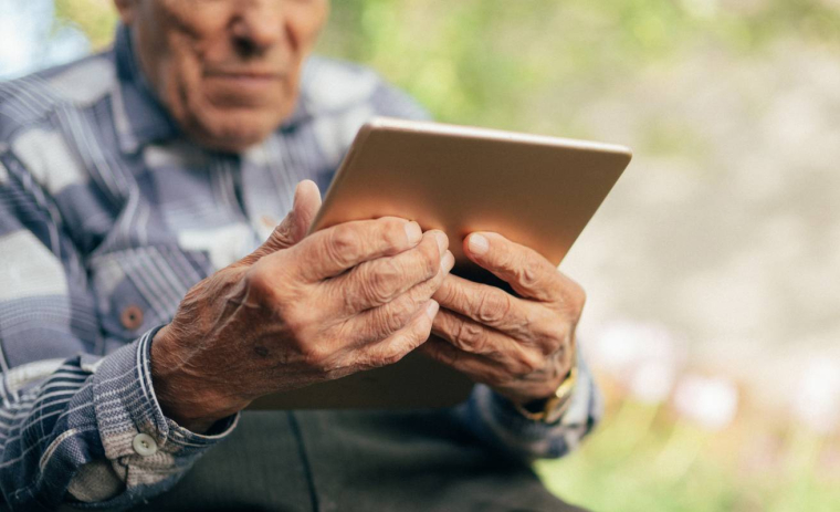 L’illectronisme en France / iStock.com - VioletaStoimenova