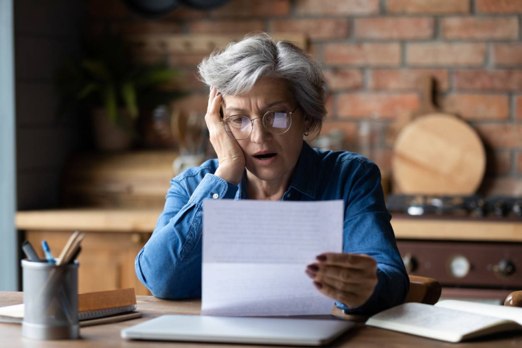 La pension de réversion peut être révisée ou suspendue / iStock-fizkes