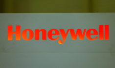 HONEYWELL GARDE L'AÉRONAUTIQUE, DÉFIANT THIRD POINT