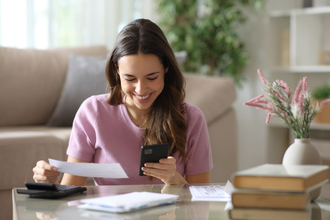Connaissez-vous et utilisez-vous le paiement sur facture pour vos achats digitaux ? (Visuel Adobe Stock)