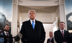 Donald Trump à Washington, aux États-Unis, le 11 février 2025. ( GETTY IMAGES NORTH AMERICA / AL DRAGO )