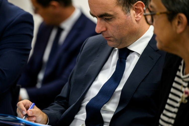 Sébastien Lecornu lors d'un déplacement à Mâcon le 13 septembre 2025 ( AFP / JEFF PACHOUD )