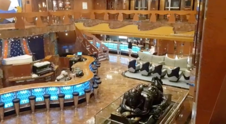 CORONAVIRUS/MARSEILLE: UNE PARTIE DES PASSAGERS DU COSTA LUMINOSA AUTORISÉE À DÉBARQUER