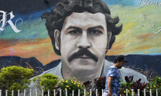 Une fresque représentant Pabo Escobar à Medellin, en Colombie. ( AFP / RAUL ARBOLEDA )