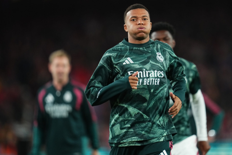 La comparaison avec Mao ne passe pas et Mbappé perd des partenariats en Chine