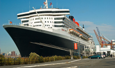 Crédit image : Dan DeLuca - Le Queen Mary 2, paquebot fleuron des chantiers STX