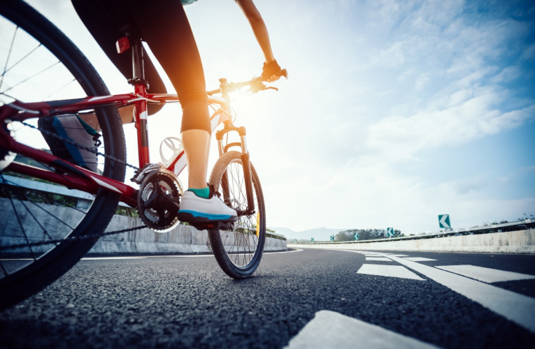 Le vélo, roi de la fin du confinement (Crédits photo : Shutterstock)