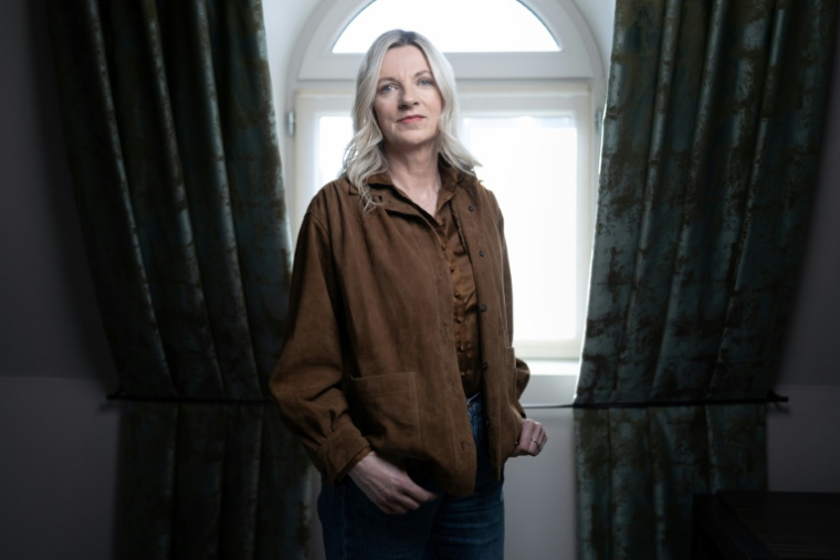 La journaliste britannique Lisa Brinkworth à Paris, le 18 mars 2026 ( AFP / Joel Saget )