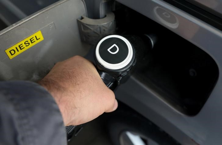 LA CHUTE DU DIESEL, UN CASSE-TÊTE POUR LES POMPISTES