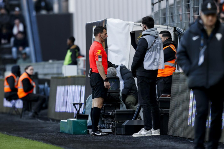 La FFF annonce un partenariat avec le ministère de l'Intérieur pour protéger les arbitres