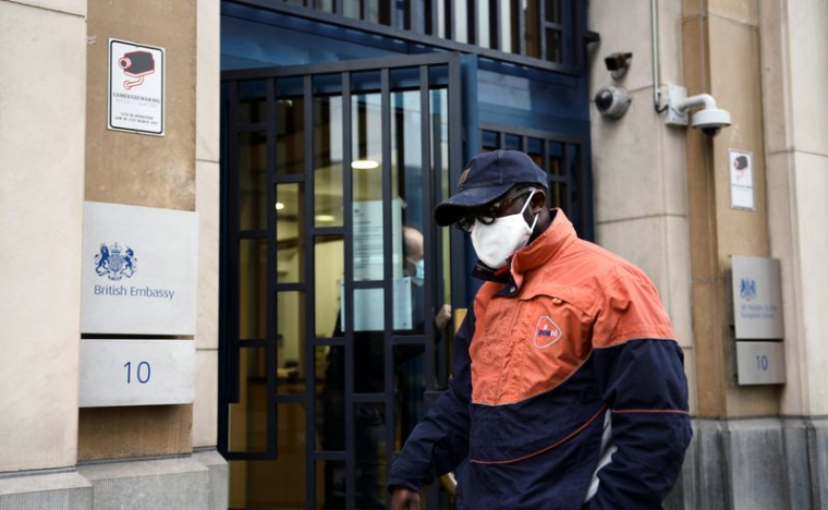 POSTNL VA PROPOSER DES CONTRATS PERMANENTS À SES LIVREURS