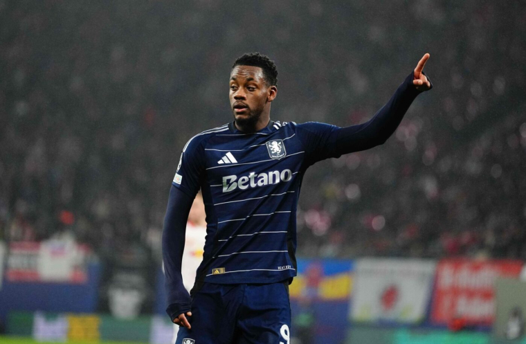 Jhon Durán fera 1 000 km chaque jour pour se rendre à l'entraînement