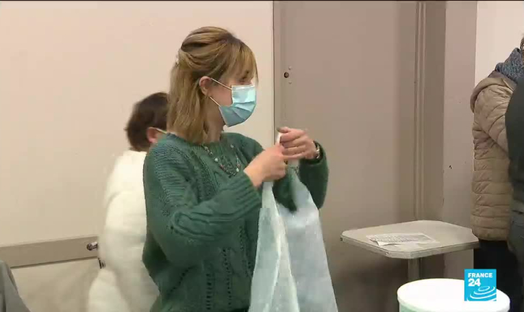 Les Restos du cœur lancent leur 36e campagne d'hiver en pleine crise du Covid-19