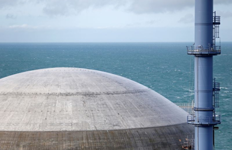 MACRON ANNONCE LA RELANCE DE LA CONSTRUCTION DE RÉACTEURS NUCLÉAIRES