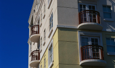 En copropriété, les travaux votés en assemblée générale s’imposent à tous les copropriétaires, même aux opposants, sauf pour l’entretien courant qui ne nécessite pas de vote. ( crédit photo : Getty Images )