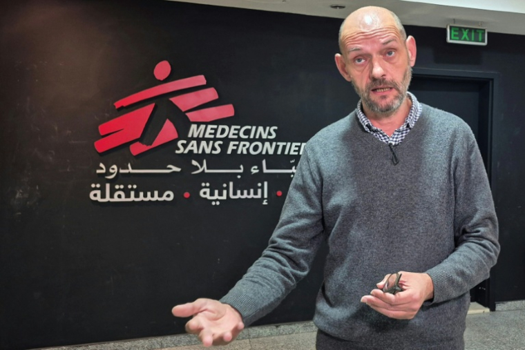 Filipe Ribeiro, chef de mission de l'ONG Médecins sans frontières (MSF) pour la Palestine, lors d'un entretien avec l'AFP à Amman, en Jordanie, le 18 février 2026 ( AFP / Mussa HATTAR )