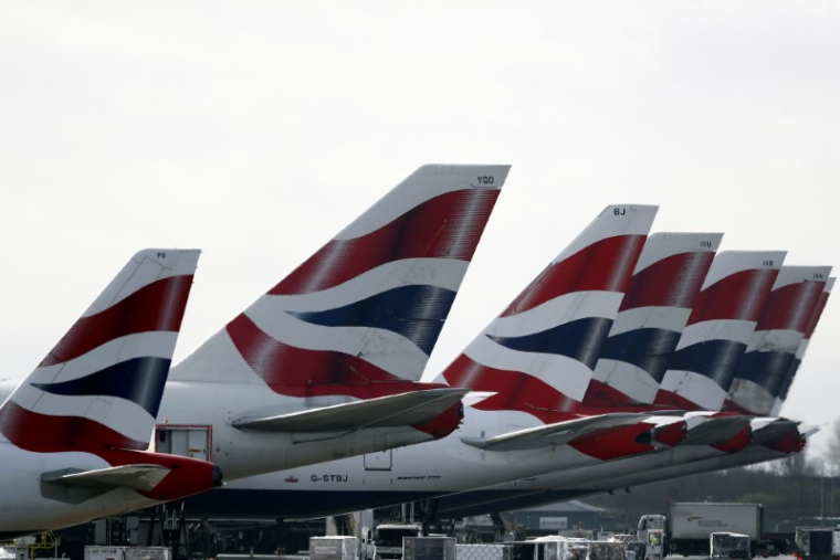 LE GOUVERNEMENT BRITANNIQUE COMPTE ACHETER DES ACTIONS DE COMPAGNIES AÉRIENNES