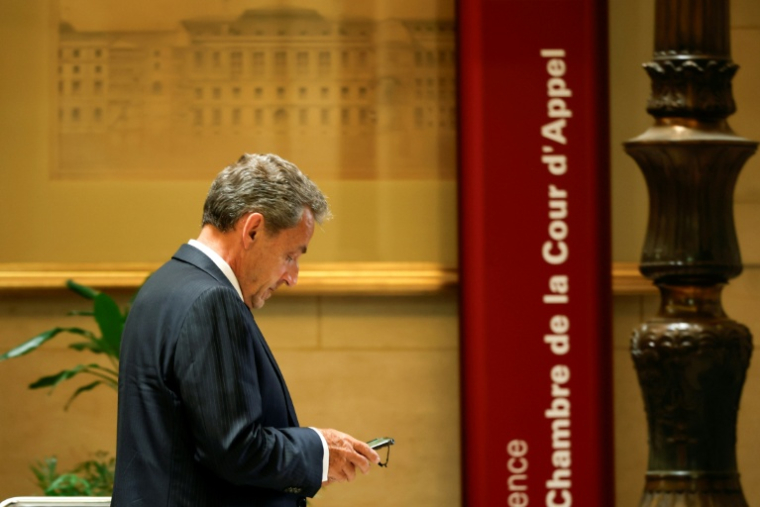 Nicolas Sarkozy au tribunal de Paris le 26 mai 2026 ( AFP / SIMON WOHLFAHRT )