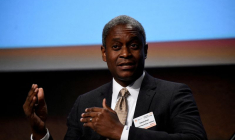 Le président de la Réserve fédérale d'Atlanta, Raphael Bostic, lors du Forum financier européen à Dublin