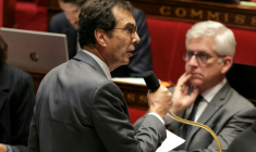Le ministre du Travail Jean-Pierre Farandou à l'Assemblée nationale, le 12 novembre 2025 ( AFP / Thomas SAMSON )
