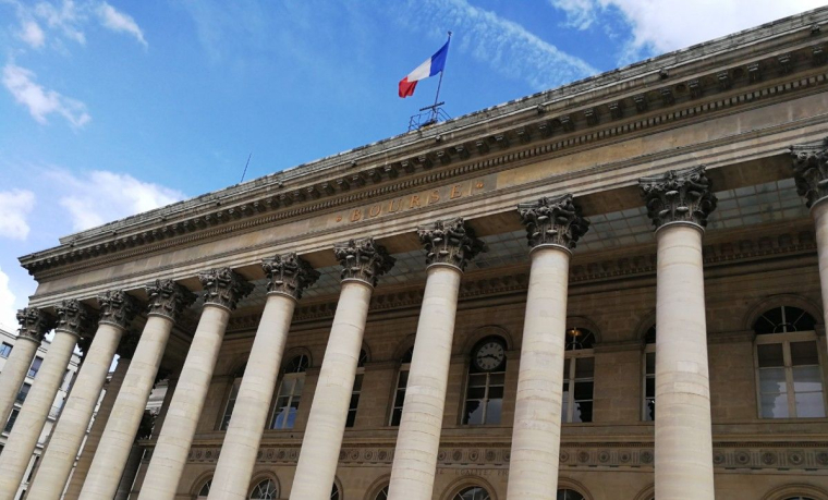 Le Palais Brongniart, ancien siège de la Bourse de Paris. (Crédits: L. Grassin)