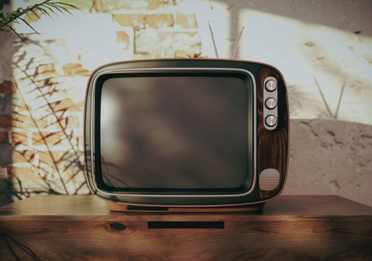 Le gouvernement supprime la redevance télé / iStock-michal-rojek