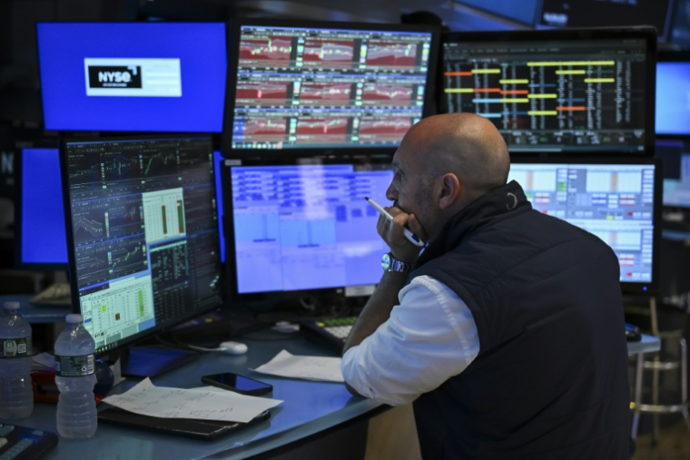 Un opérateur à la Bourse de New York, le 4 août 2025 ( AFP / ANGELA WEISS )