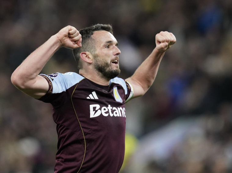 Aston Villa torpille Liverpool et s'assure la Ligue des champions