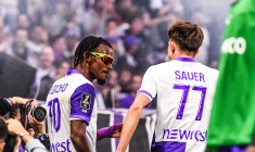 Lorient et Brest se bastonnent, Toulouse enterre Metz et Auxerre accroche Rennes