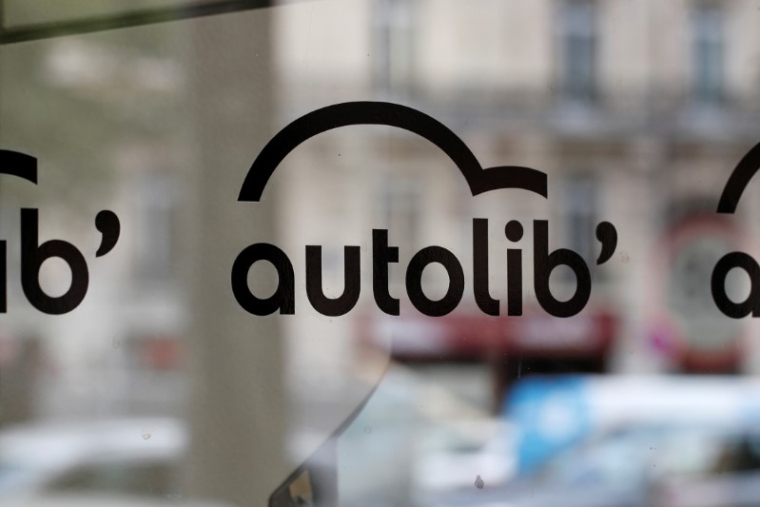LES SUCCESSEURS D'AUTOLIB PAIERAIENT 300-500 EUROS PAR VOITURE, SELON LES ECHOS