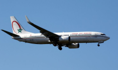 Le Boeing 737 de CN-ROP Royal Air Maroc effectue son approche finale pour l'atterrissage à l'aéroport de Toulouse-Blagnac