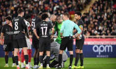 M. Turpin et l'arbitre vidéo déjugés à propos du tacle de Camara sur Chevalier