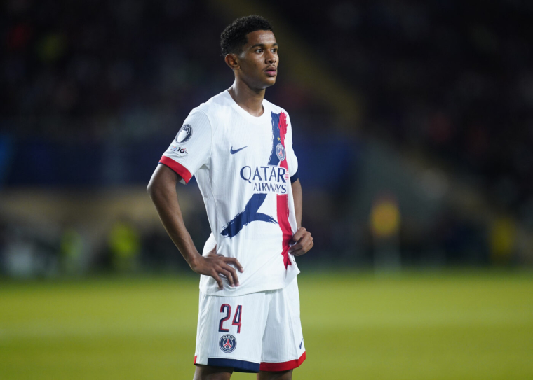 Après Bradley Barcola, Senny Mayulu (PSG) contraint de déclarer forfait lors de son rassemblement chez les Espoirs