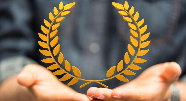 La sélection du Revenu des 7 contrats vie les plus performants sur 20 ans. (© Adobestock)