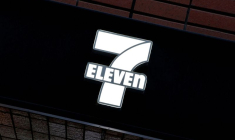Le logo de Seven & i