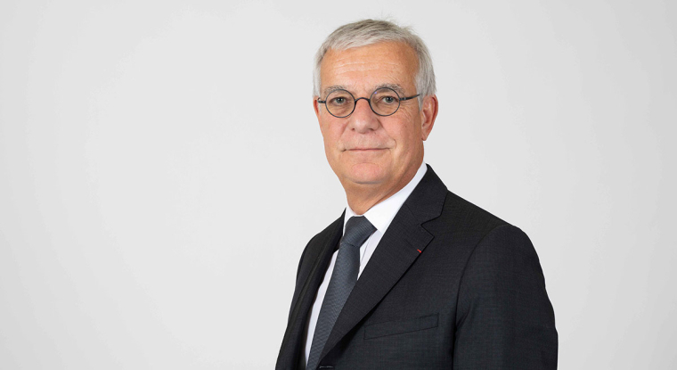 Hervé Maurey, sénateur,a déposé un amendement pour encadrer les pratiques bancaires sur les frais de succession. (© DR)