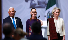 Le président mexicain Sheinbaum, le président de la Commission européenne von der Leyen et le président du Conseil européen Costa se rencontrent à Mexico