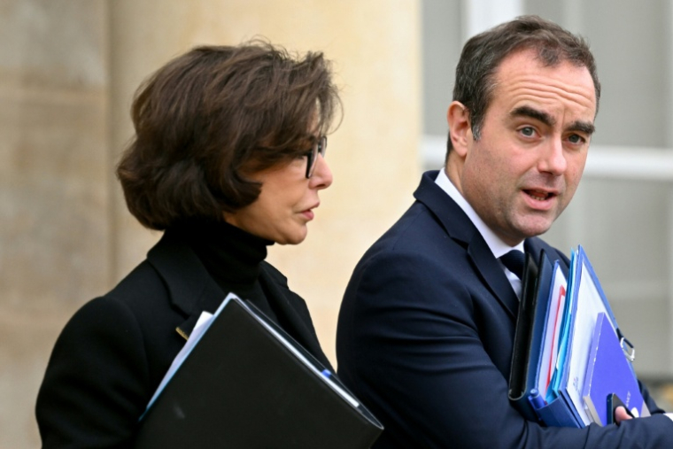 La ministre de la Culture Rachida Dati et le Premier ministre Sebastien Lecornu au palais de l'Elysée, à Paris le 10 décembre 2025 ( AFP / Bertrand GUAY )