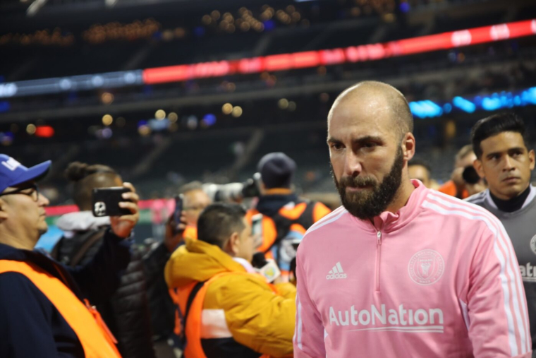 La photo de Gonzalo Higuaín vient-elle d’une IA ?
