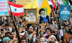 Des partisans du mouvement houthi, soutenu par Téhéran, lors d'un rassemblement en soutien à l'Iran et au Liban, à Sanaa, le 17 avril 2026 ( AFP / Mohammed HUWAIS )