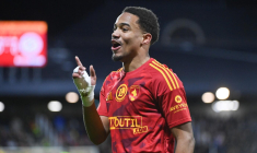 Toujours pas de victoire pour Reims, renversé en quelques minutes !