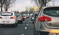 Sur les 25 villes françaises étudiées, 10 ont enregistré en 2023 une hausse du temps passé dans les bouchons. (illustration) (Jwvein / Pixabay)