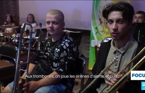 Un orchestre dans la guerre : un Ukraine, les sons loin du front