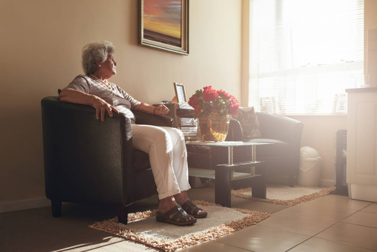 Le bien vieillir chez soi coûte cher-iStock-jacoblund.jpg