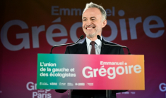 Le candidat socialiste à la mairie de Paris, Emmanuel Grégoire, après les résultats du 1er tour des municipales, le 15 mars 2026 à Paris ( AFP / Bertrand GUAY )