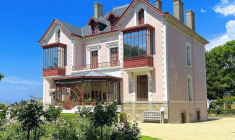 Découvrez la maison où Christian Dior a passé son enfance. crédit photo : Capture d’écran Instagram @c.ecile87